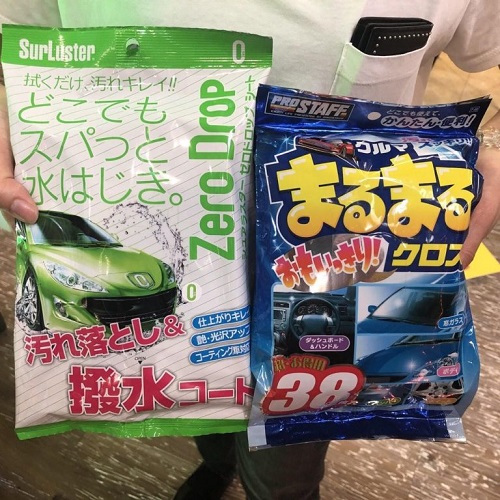 比較商品の紹介：ちょっと高級風な「ゼロドロップシート」& お徳風な「クルマまるまるおもいっきりクロス」