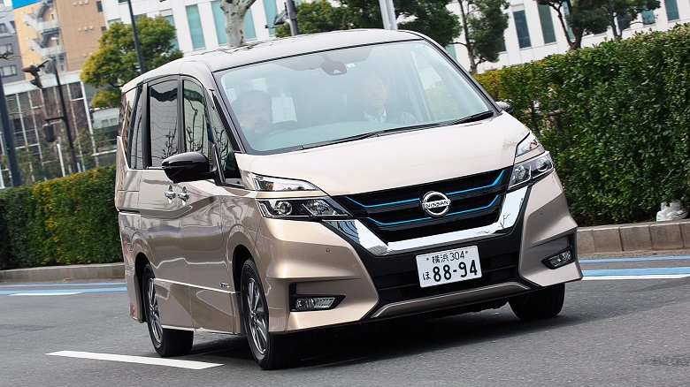 【ニューモデル速報＆試乗】「日産 セレナe-POWER」ついにミニバンの本命登場か？その走りと燃費に迫る