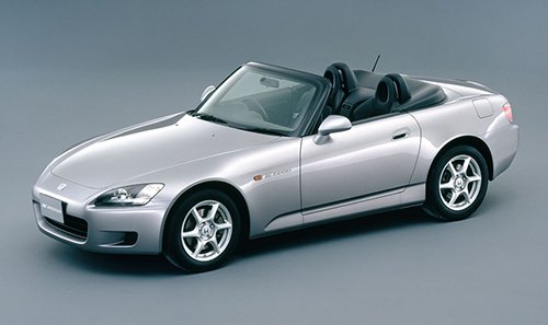 「ホンダ S2000」中古車で人気再燃のモンスターマシン