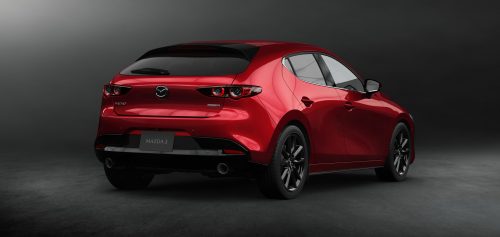 3位「MAZDA 3 FASTBACK」シャープなデザインでパパもうれしいハッチバックに2