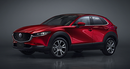 1位「CX-30」レジャーをスタイリッシュに楽しめるSUV2