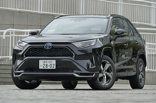 好調なトヨタRAV4＆ハリアー、奮闘する日産ノートとホンダフリード