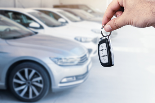 車の乗り換えで新たに車を買う場合
