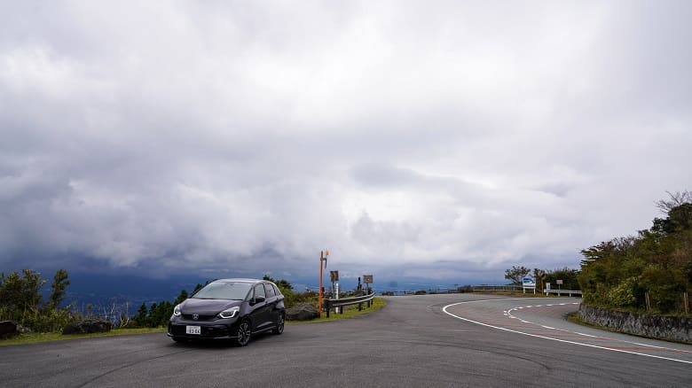 【ホンダ フィット マイナーチェンジ新型試乗&開発者の話】デザインの変化は小さいが走りの変化は大きい！