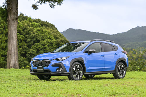 背が高くて分厚いクルマがSUV