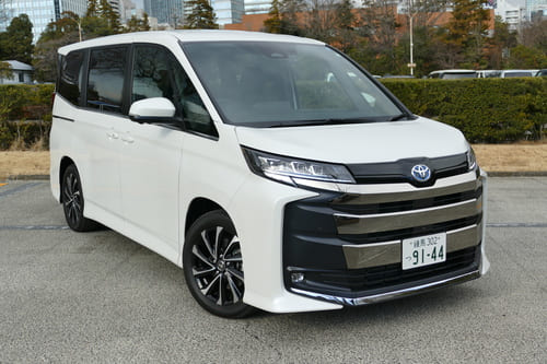 上位10車種のうち8車種がトヨタ車、プリウスとノア/ヴォクシーの勢いにも注目