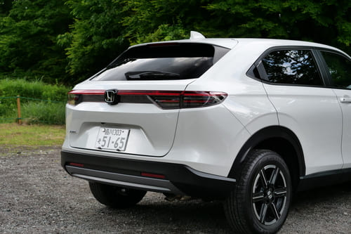 おすすめはWR-Vなら234万円の「Z」、ヴェゼルなら341万円の「e:HEV Z AWD」