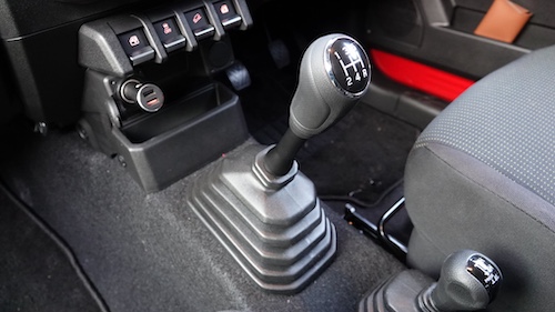 ジムニーvsジムニーノマド_202511