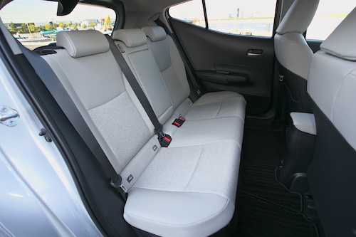 B87X0117 | オートナビガイド 2512オートナビガイド トヨタアクアMCモデル試乗記