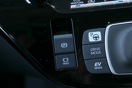 B87X0146 | オートナビガイド 2512オートナビガイド トヨタアクアMCモデル試乗記