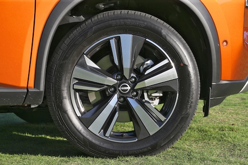 日産エクストレイル・4代目登場時_2601